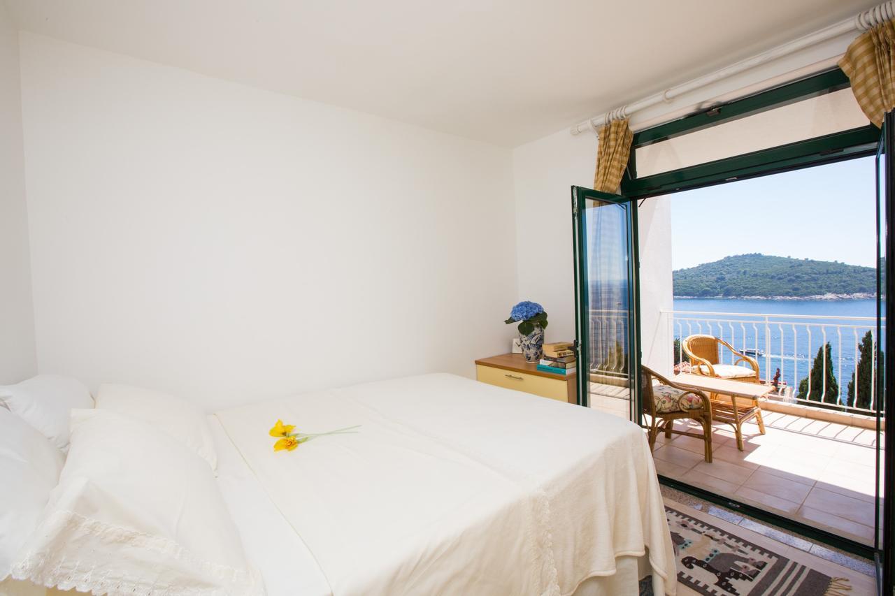 Ambassador Suite دوبروفينك المظهر الخارجي الصورة