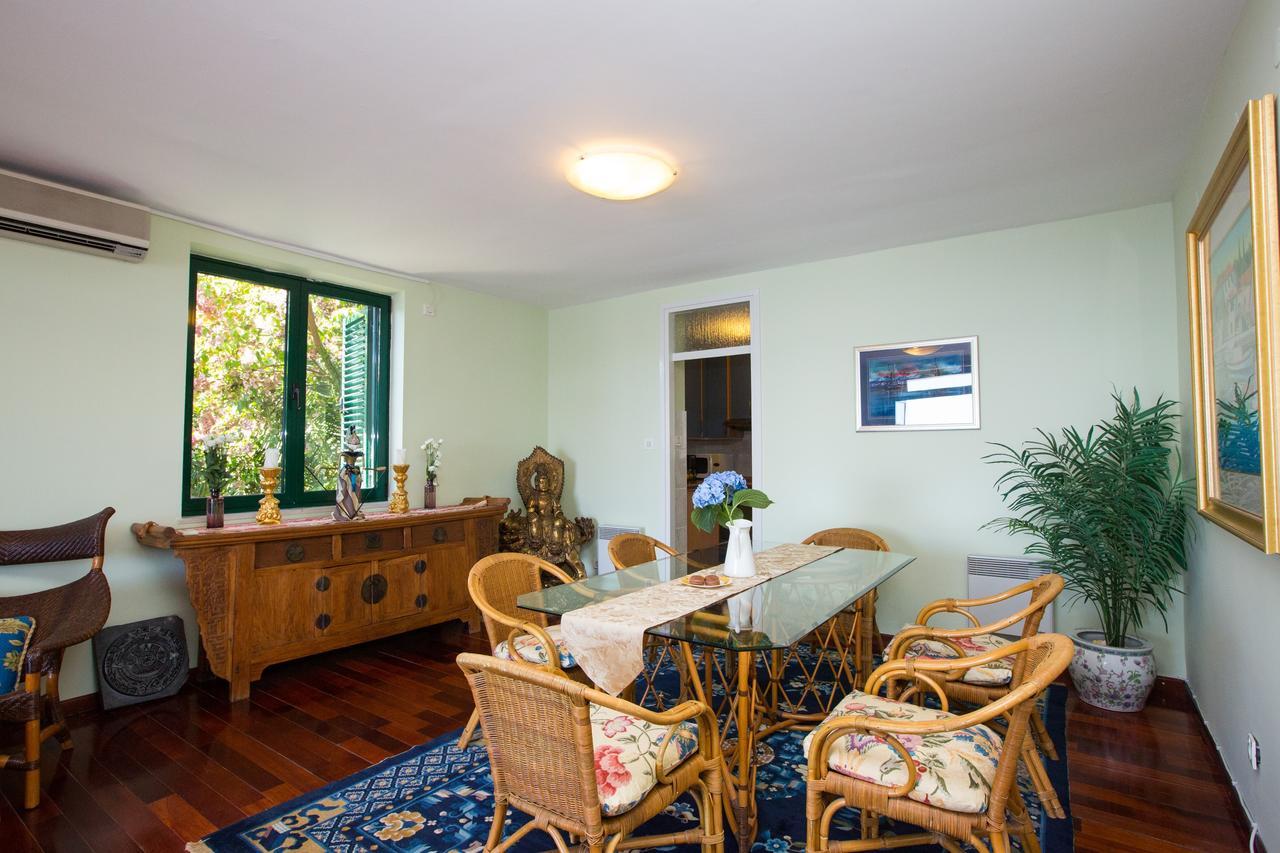 Ambassador Suite دوبروفينك المظهر الخارجي الصورة